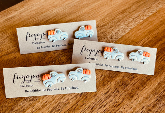 Fall Pumpkin Truck Studs