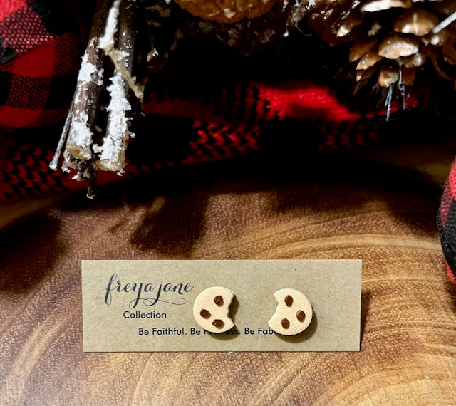 Nibbled Cookie Studs